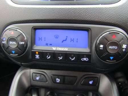 2015 Hyundai ix35 1.7 Executive 4DR €8,950 thumbnail