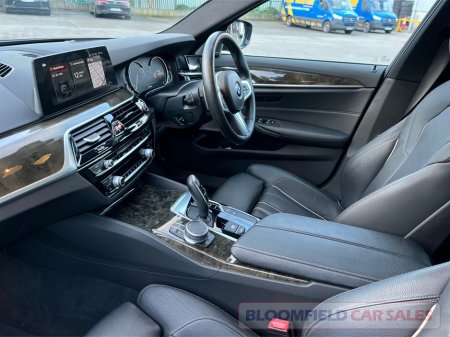 2017 BMW 5 Series MSPORT , AUTO // LOW MILEAGE €26,950 thumbnail