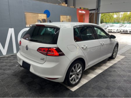2017 Volkswagen Golf - photo 2