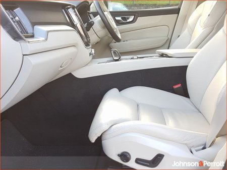 2022 Volvo XC60 T6 350bhp AWD PHEV Inscription Expression (Two Year Volvo Selekt Warranty + Two Year Volvo Service Plan) €46,900 thumbnail