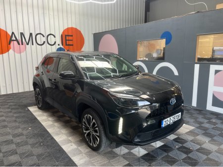 2021 Toyota Yaris Cross 2021 TOYOTA YARIS CROSS HYBRID Z 1.5 AUTOMATIC / CRUISE CONTROL / REVERSE CAMERA / ELECTRIC HEATED SEATS AND MORE