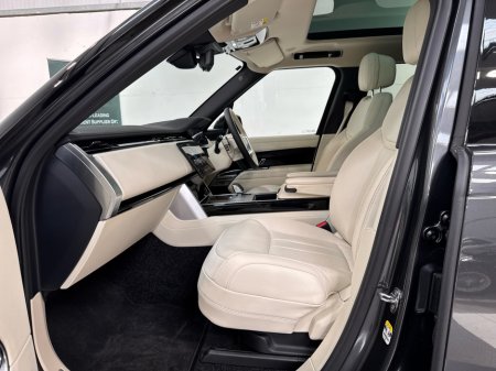 2026 Land Rover Range Rover - thumbnail 10