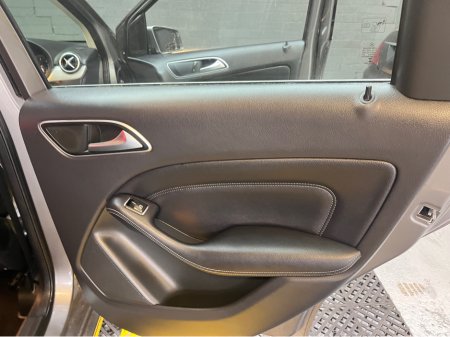 2016 Mercedes-Benz B Class - thumbnail 15