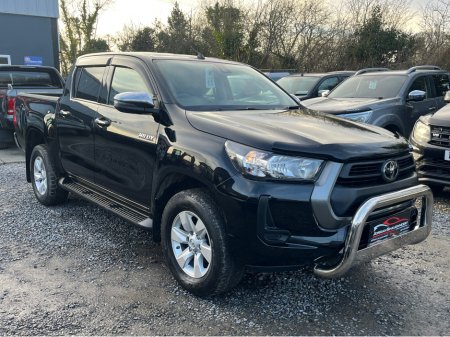 2021 Toyota Hilux D-4D 4WD DCB MAUAL