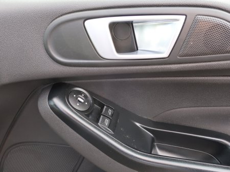 2014 Ford Fiesta 1.25 60PS Zetec €7,995 thumbnail