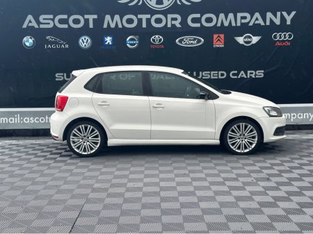 2015 Volkswagen Polo Automatic €12,250 thumbnail