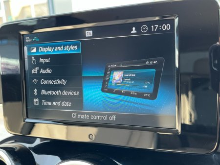 2020 Mercedes-Benz C Class - thumbnail 25