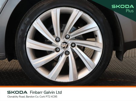 2023 Skoda Octavia - thumbnail 9