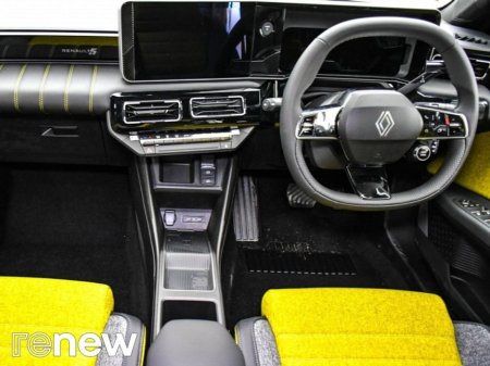 2026 Renault 5 52KW 150hp Iconic Order Your 261 Today! €32,995