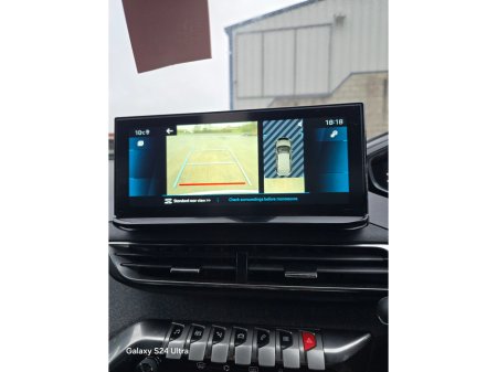 2023 Peugeot 3008 - thumbnail 15