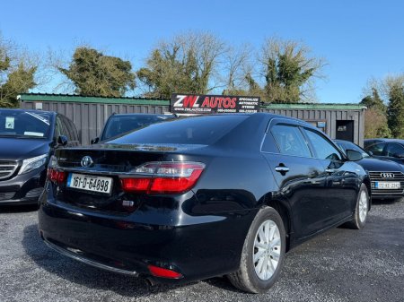 2016 Toyota Camry - thumbnail 6