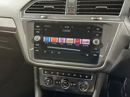 2020 Volkswagen Tiguan - thumbnail 18