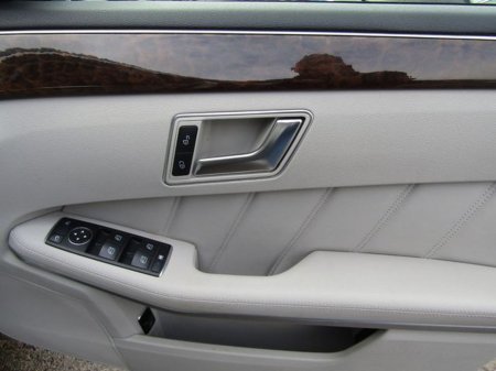 2013 Mercedes-Benz E Class E 200 CDI BE ECO 4DR Auto. LOW KLMS. €12,950 thumbnail