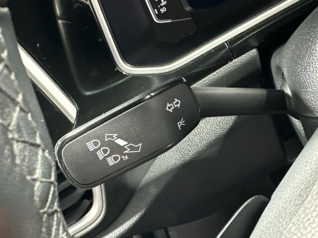 2023 Volkswagen T-Roc R Line Automatic 1.5 Tsi €33,800 thumbnail