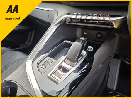 2021 Peugeot 3008 - thumbnail 16