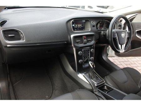 2016 Volvo V40 2.0D4 SPORT 5DR HATCHBACK AUTO HUGE SPEC  // 1 OWNER CAR // AS NEW CONDITION THROUGHOUT // BUY WITH CONFIDENCE AA AND SIMI APPROVED DEALER 2025 // FINANCE ARRANGED // €14,950 thumbnail