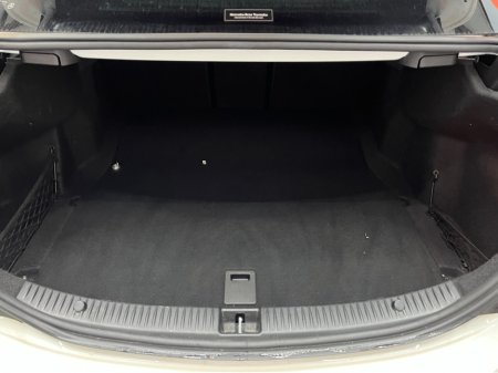 2018 Mercedes-Benz C Class - thumbnail 8