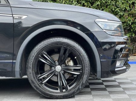 2018 Volkswagen Tiguan - thumbnail 9