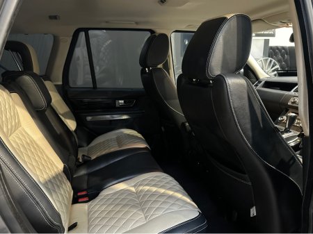 2010 Land Rover Range Rover Sport 3.0 SDV6 OVERFINCH UTILITY €17,950 thumbnail