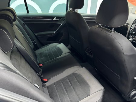 2017 Volkswagen Golf - thumbnail 10