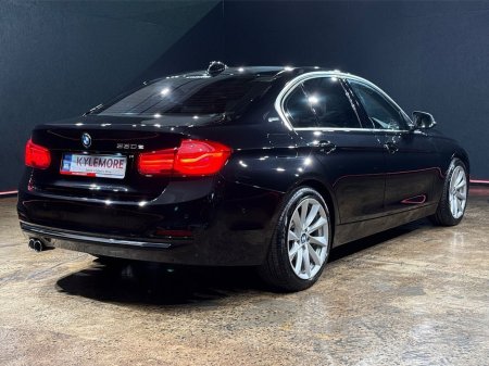 2016 BMW 3 Series - thumbnail 3