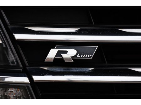 2017 Volkswagen Tiguan - thumbnail 4