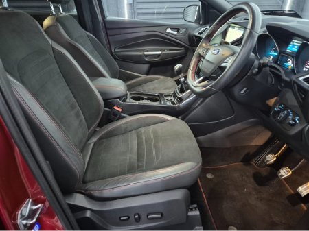 2019 Ford Kuga ST-LINE 1.5 TDCI 120PS 4DR €19,950 thumbnail