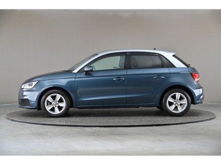 2017 Audi A1 - thumbnail 5