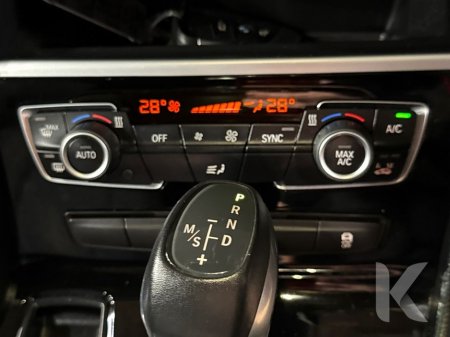 2017 BMW 2 Series - thumbnail 24