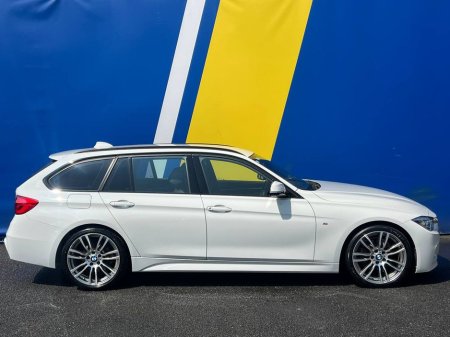 2019 BMW 3 Series 320D M-SPORT TOURING // FULL SERVICE HISTORY // LEATHER M-SPORT INTERIOR // PARKING SENSORS FRONT & REAR €26,900