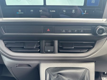 2025 Volkswagen Transporter  €33,475 thumbnail