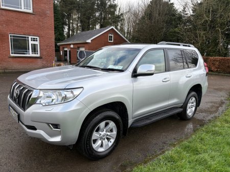 2022 Toyota Landcruiser LWB COMMERCIAL 4DR thumbnail