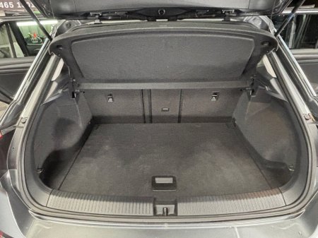 2019 Volkswagen T-Roc 1.6 TDI 115bhp Design €19,950 thumbnail