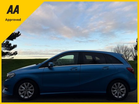 2016 Mercedes-Benz B Class B180 Automatic, Reversing Camera , Heated Seats thumbnail