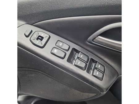 2015 Hyundai ix35 2.0 Diesel Executive 4WD 136hp €6,450 thumbnail