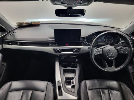 2021 Audi A4 - thumbnail 4