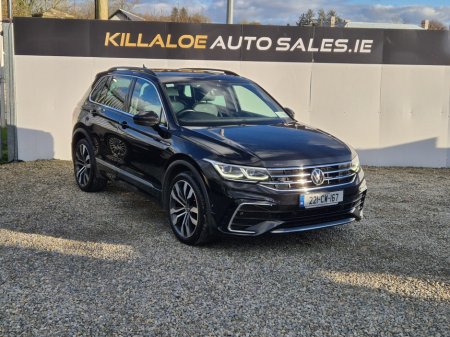 2022 Volkswagen Tiguan R-LINE 2.0 TDI MANUAL 6SPEED FWD 150HP 5DR €37,950 thumbnail