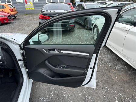 2017 Audi A3 - thumbnail 10