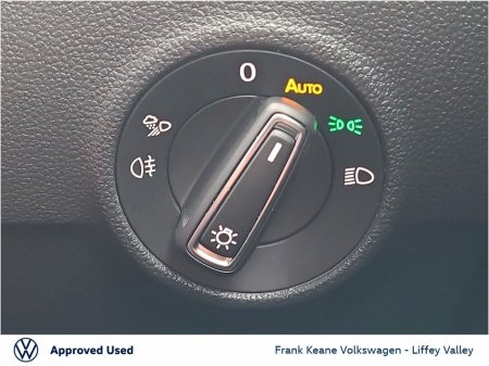 2023 Volkswagen T-Roc STYLE 1.0 TSI 110HP *ONE OWNER* *PETROL BLUE* *JOHANNESBURG ALLOYS* *REAR VIEW CAMERA* *ART VELOUR SEATS* *PCP AVAILABLE* €28,895 thumbnail