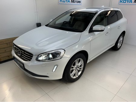 2015 Volvo XC60 2.0 D4 DIESEL SE LUXURY PREMIUM AUTO // TOP SPEC // FULL ELECTRIC HEATED LEATHER // REAR ENTERTAINMENT MEDIA SCREENS // CRUISE CONTROL // ELECTRIC TAILGATE // REVERSING CAMERA // LANE ASSIST €19,950