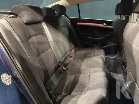 2016 Volkswagen Passat - thumbnail 12