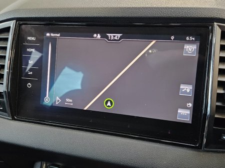 2022 Skoda Karoq 2.0TDI 115HP Style thumbnail