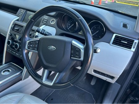 2017 Land Rover Discovery Sport - thumbnail 8