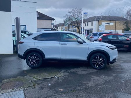 2025 Honda HR-V E:hev Elegance €38,995 thumbnail