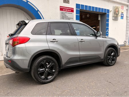 2017 Suzuki Vitara - thumbnail 5