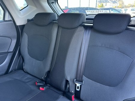 2016 Renault Captur - thumbnail 11