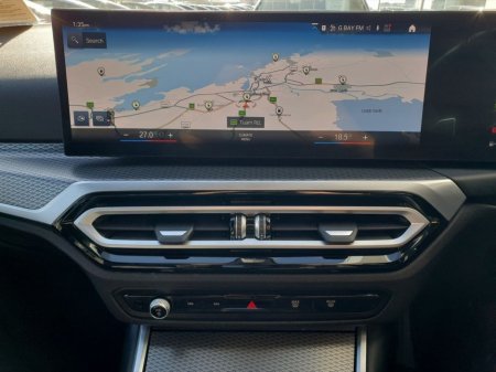 2023 BMW 3 Series - thumbnail 8