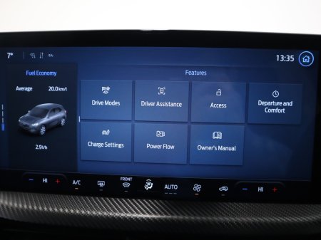 2024 Ford Kuga *117* ST-LINE PHEV CVT X €32,900 thumbnail