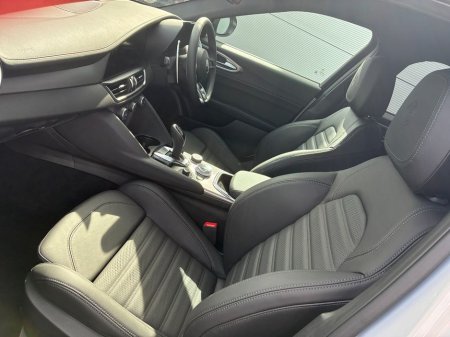 2026 Alfa Romeo Giulia Veloce €69,995 thumbnail