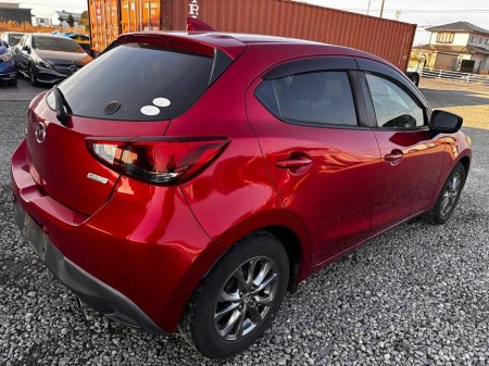 2017 Mazda Demio - thumbnail 5